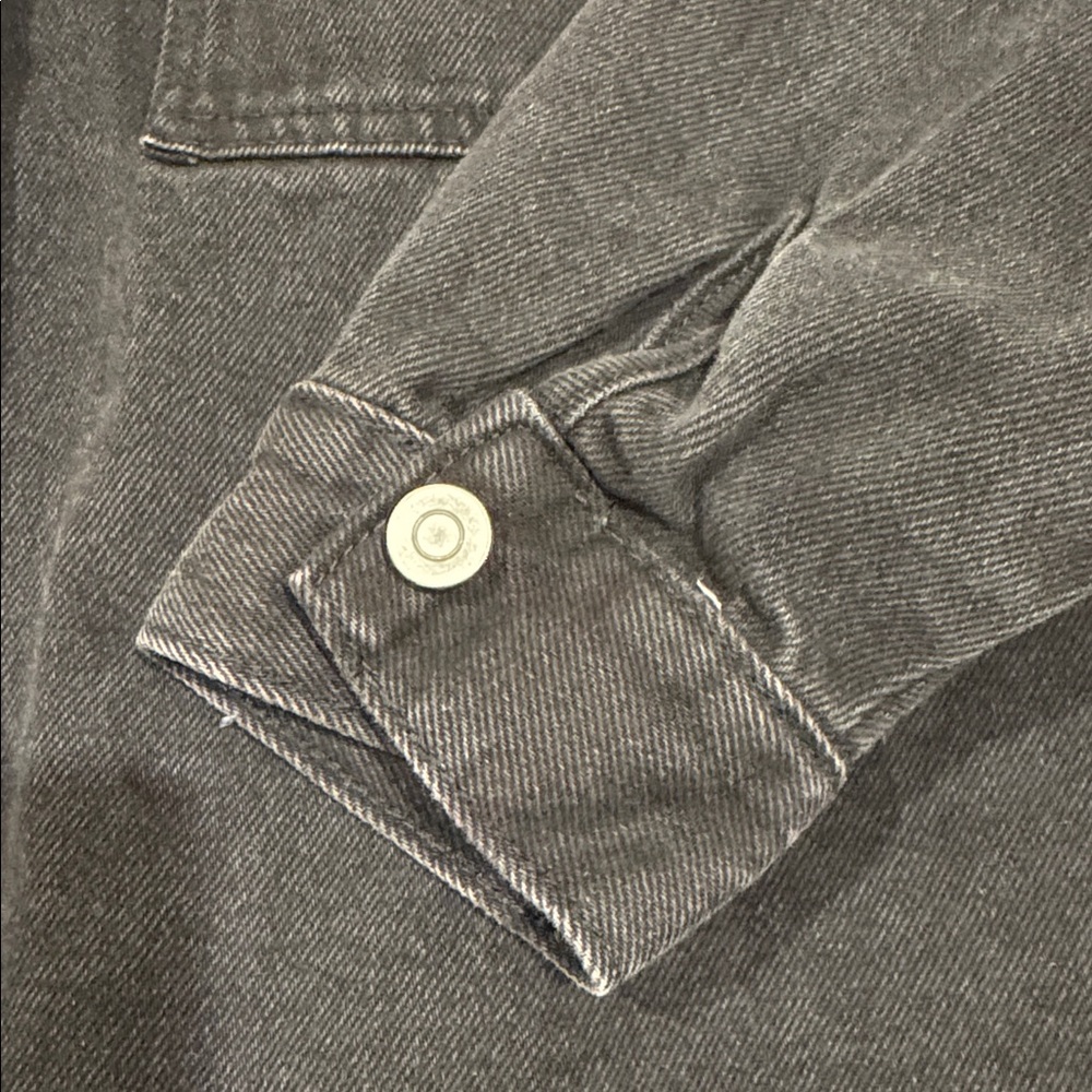 Celebrity Pink: Black Denim Frayed Hem Button-Up Women’s Jacket Size Medium - Picture 13 of 14